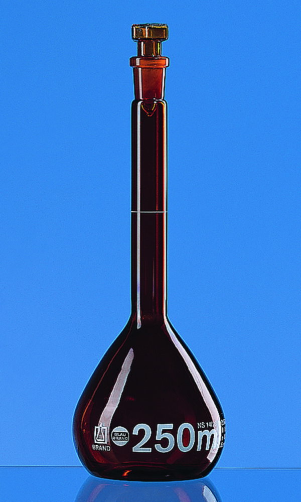 Matracci tarati, vetro borosilicato 3.3, classe A, ambra, graduazione bianca, con tappo in vetro, incl. certificato individuale ISO