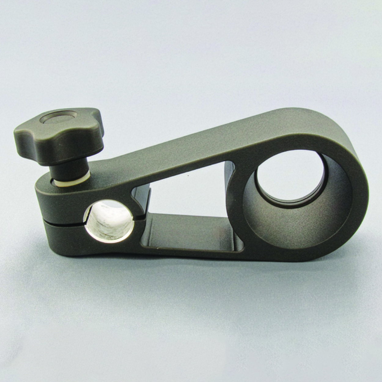 Fixture for funnels