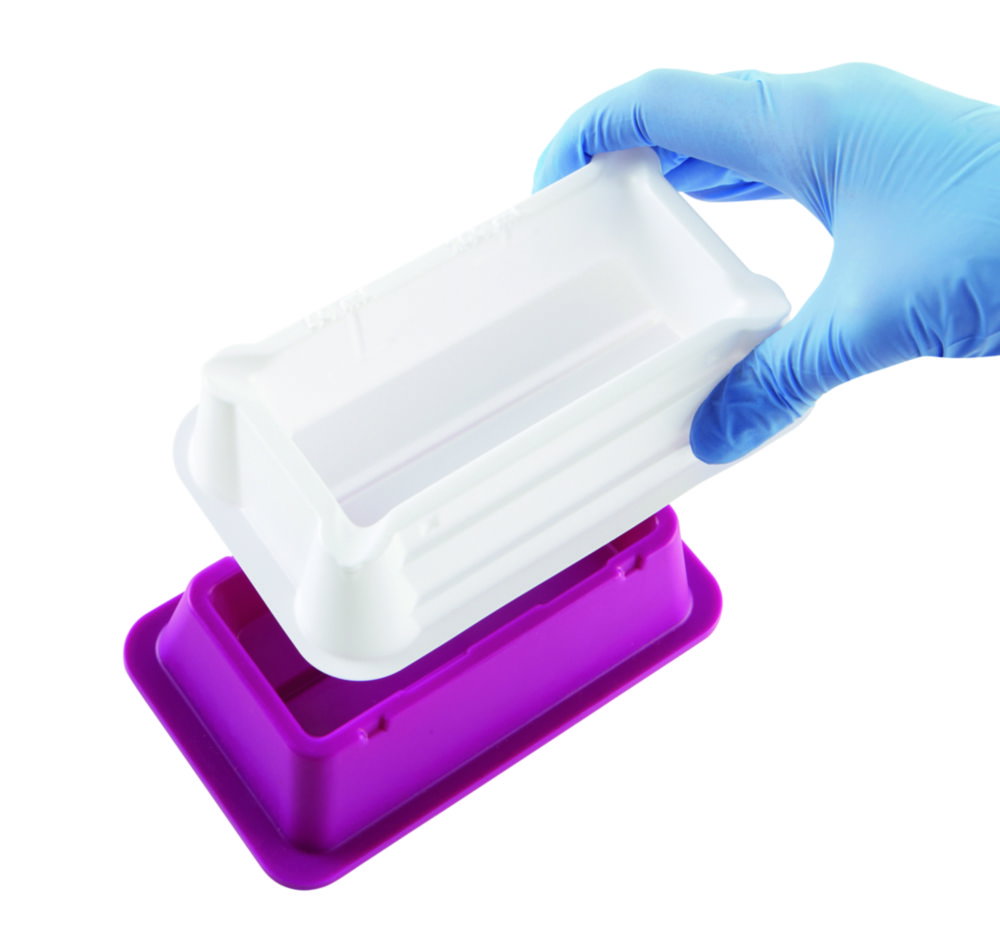 Reagent reservoir coolers