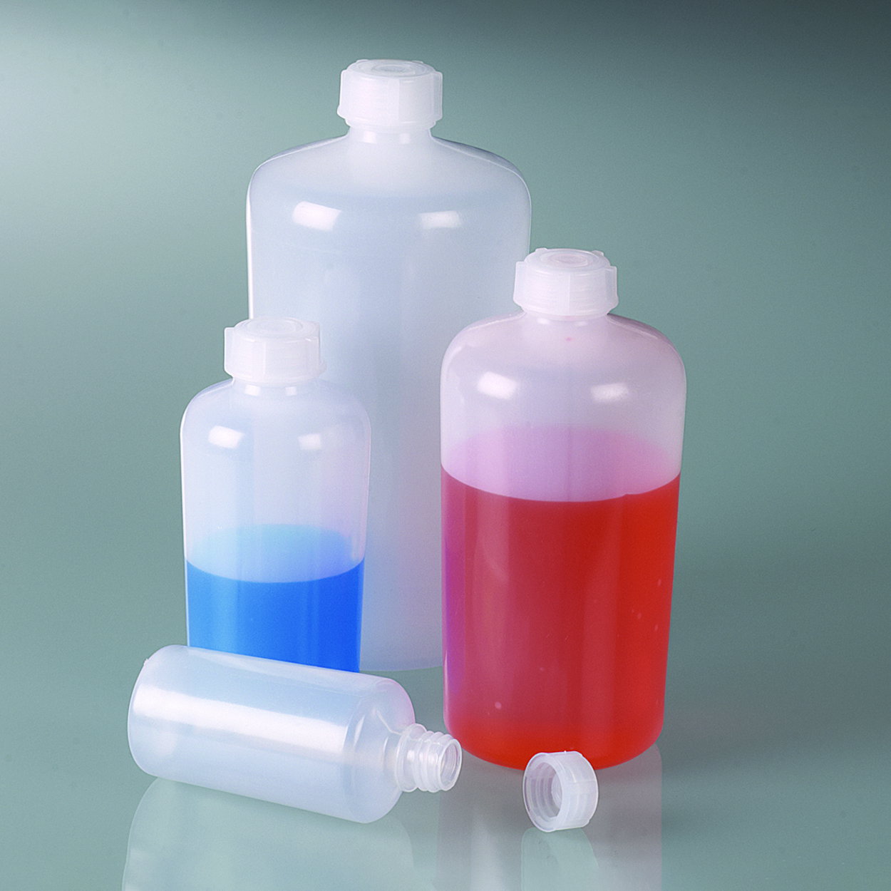 Tall-form bottles, LDPE, with closure