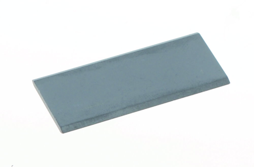 Glass cutter with plastic handle