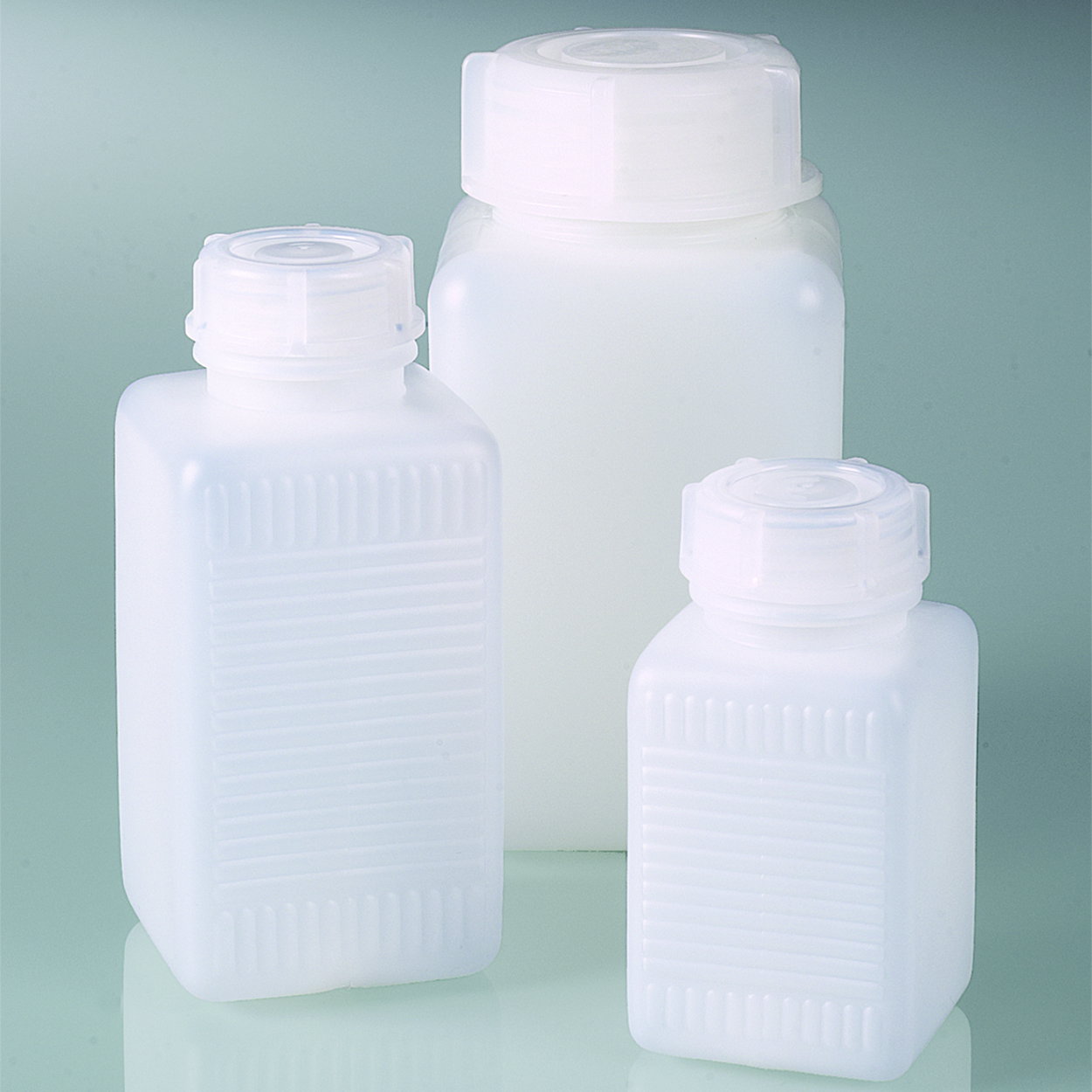 Wide-mouth square bottles, HDPE, with screw cap