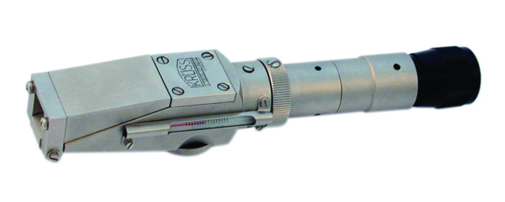 Manual hand-held refractometers