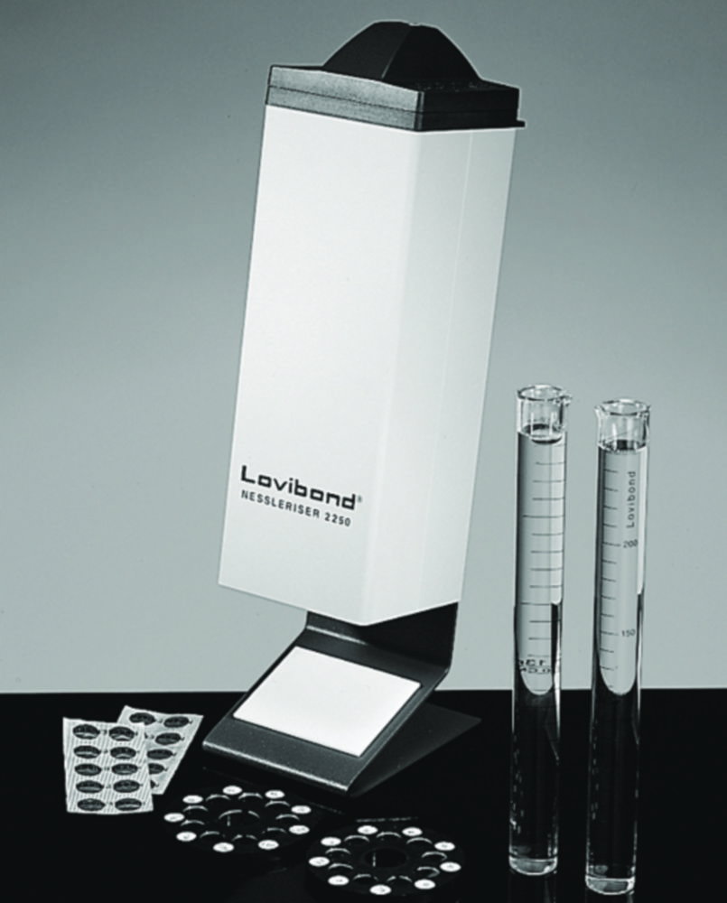 Lovibond® Comparator 2000+/Nessleriser with stand, daylight unit